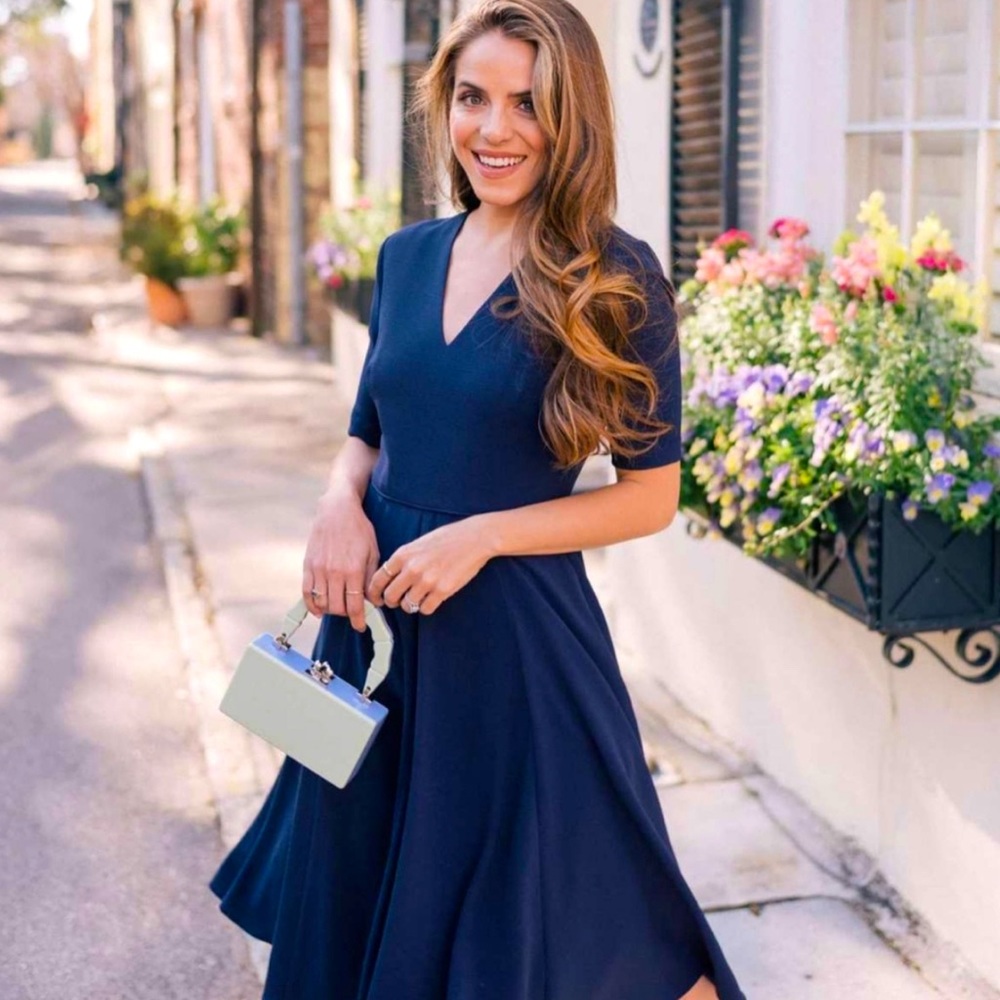 Gal meets glam Edith crepe dress navy blue
